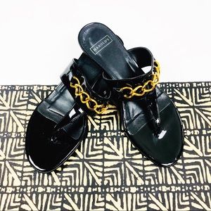 Harold’s Slip-On Sandal w/ Gold Chain— Italy 7B